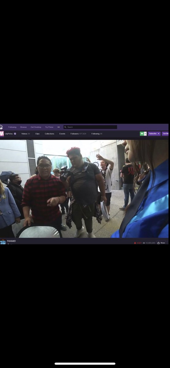 remcreatephoto's tweet photo. That moment when I realized the rectangle on @AriaSaki and @LilyPichu ‘s shoulder was a camera, my friends send me a screenshot of me on stream 😅 #fanime2018 https://t.co/pwMzBoWcdM