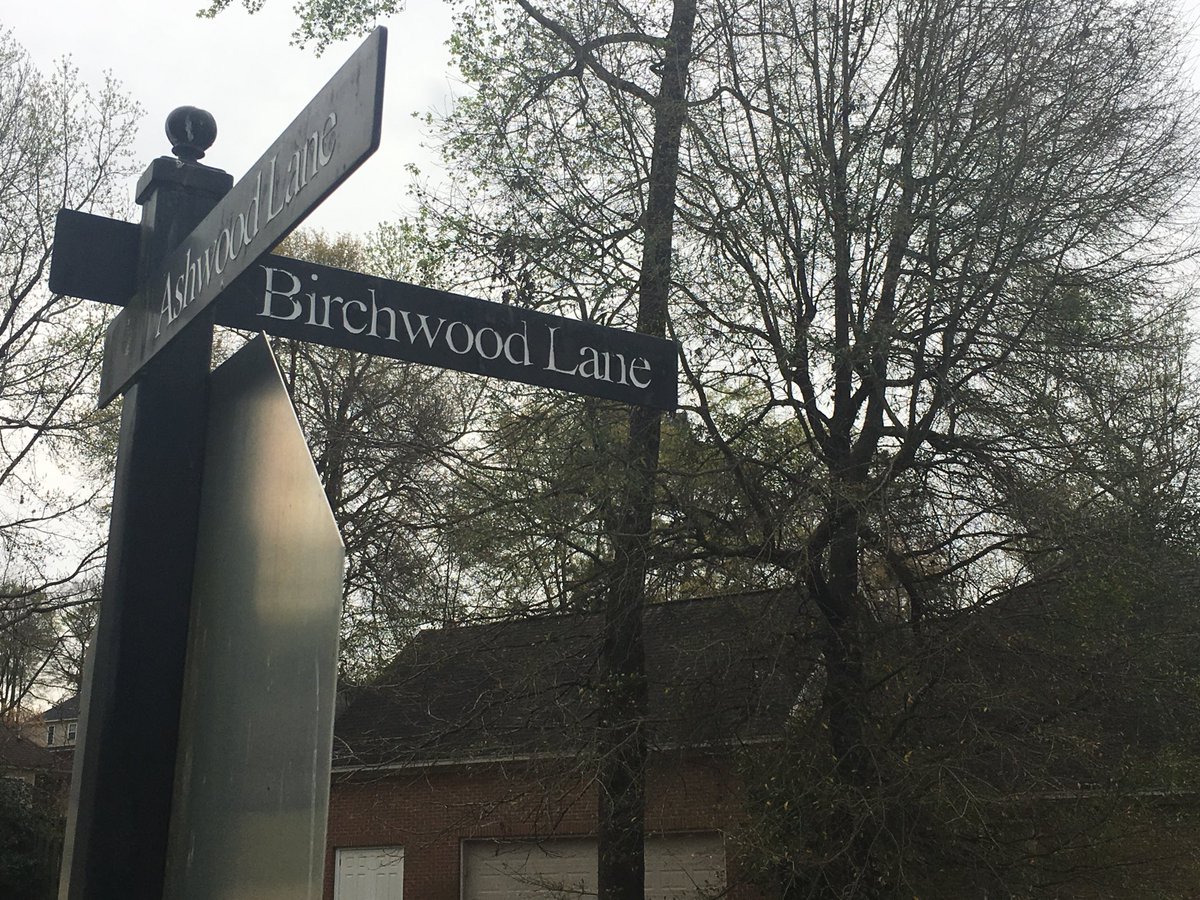 BryanHenryWBRC's tweet photo. An Elmore County sheriff’s investigator made a promise to Thomas Whitehurst 5 years ago. That promise was fulfilled Tuesday morning  with his arrest on a murder charge. WSFA 12 News at 4/6/10. https://t.co/YlnQ5MbHeY