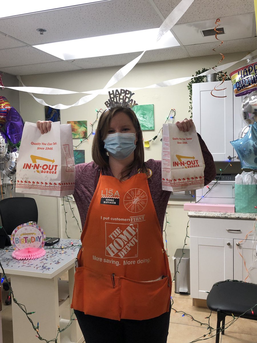 Happy Birthday Lisa!! 🥳 Hope you have an awesome day!!! ⭐️⭐️⭐️<a href="/LisaH1519/">Lisa H</a>