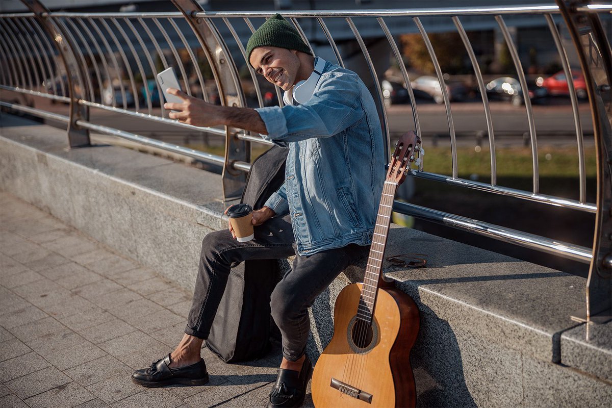 MdCplus's tweet photo. Why You Should Ask What You Can Do For Your Fans https://t.co/IBlR9lpcbp via
@deCarvalhoManu #fans #musicindustry #musicislove #musicshotcom @MusicShotCom https://t.co/CN7JJ6BGXr