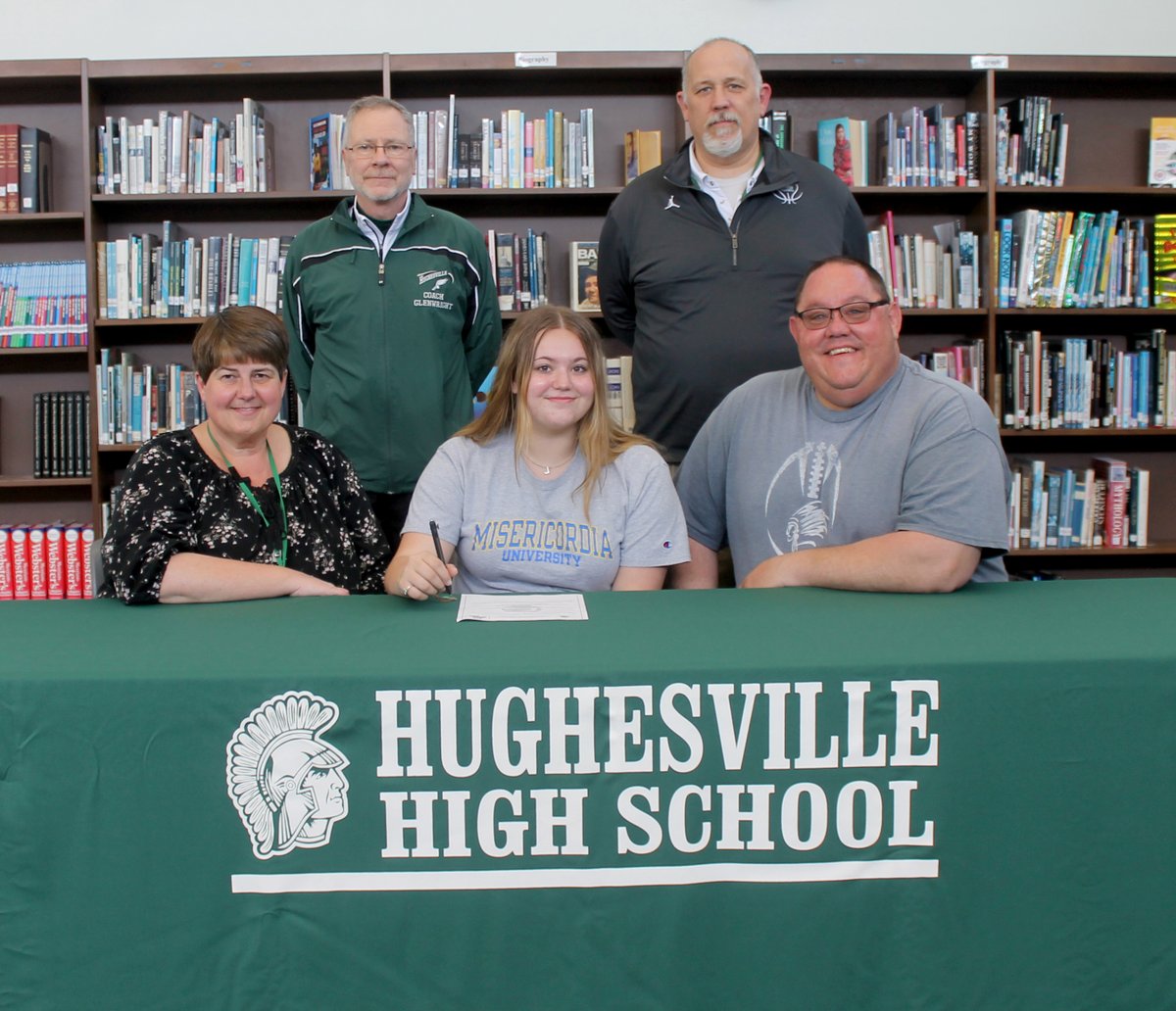 HVILLE_SPARTANS's tweet photo. Congratulations to Karlee Wallis on extending academic and athletic career at Misericordia University. She will be majoring in Nursing as well as continuing to throw in Track and Field. https://t.co/vj8cIFJsEN