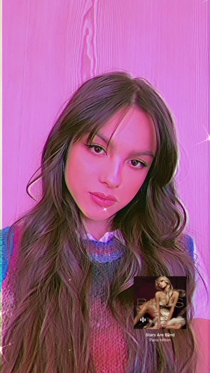oliviarodrbr's tweet photo. 📲| Maravilhosa e Swiftie!

“hiperventilando”

Olivia Rodrigo via Instagram Stories (oliviarodrigo) https://t.co/W0bFJflSfQ