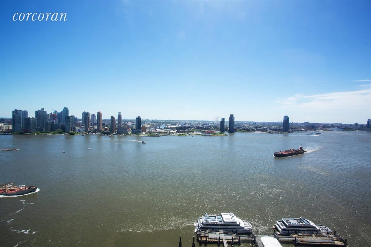 rec4success's tweet photo. FEATURED SUBSCRIBER'S LISTING OF THE WEEK: This week we feature a 4 BD/4BTH combined condo at 630 First Ave, 32CD, NY, NY via our subscriber Vanna Petry at @corcorangroup. Check it out at https://t.co/rBfI7QOjIN #subscribersupport #featuredlisting #nycrealestate #realestateagent https://t.co/L9FCsVDlsX