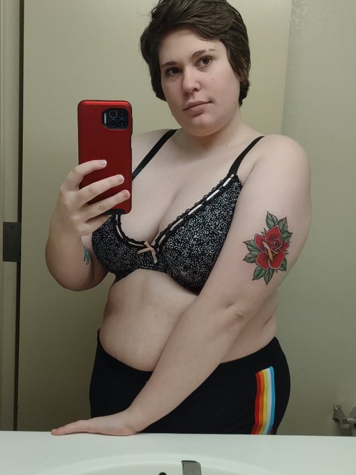 New Tattoo!! https://t.co/fXAoHZ2gNb<a href="/tag/mytwitteranniversary"class="tags"><span>#mytwitteranniversary</span></a>