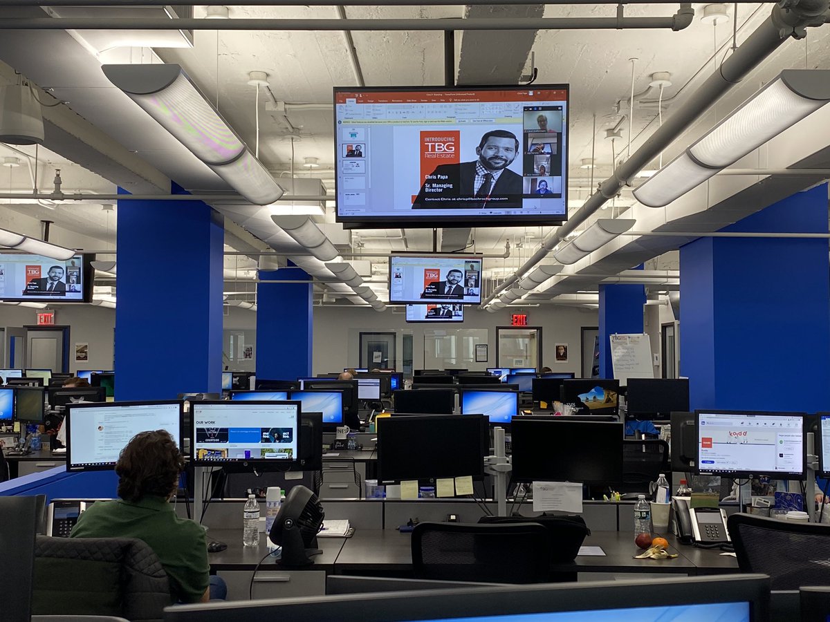 Bachrach_Group's tweet photo. This afternoon, Chris Papa taught an Associate Class on Branding and Marketing. Great class, Chris! 

#WeAreTBG #TBGsearch #Staffing #Recruiting #AssociateClass #Branding #Marketing #Networking https://t.co/p2mbz96WRb