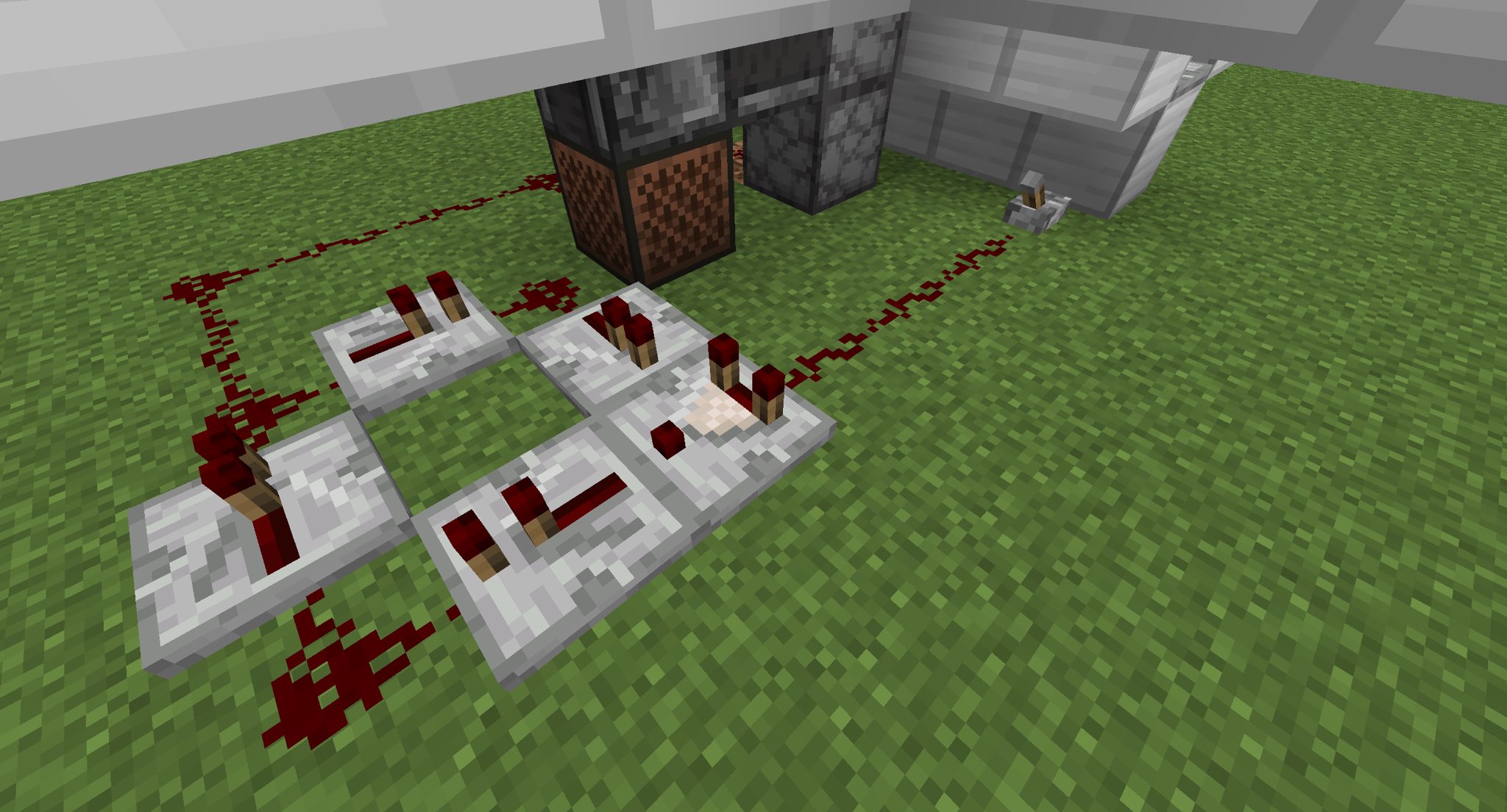 イチカ ドロッパーに向けてホッパー その上にタル 上の並んでいるディスペンサーに 1つずつ水入りバケツを入れる ディスペンサーの上にレッドストーンを乗せて完成 下のタルに骨粉を入れて 2つのレバーをオンにすると動き出します T