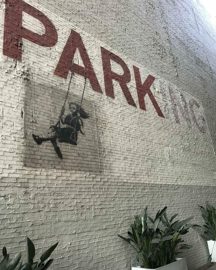 voyagenfrancais's tweet photo. [LOS ANGELES en français ]Hello à tous 

Si vous aimez Banksy...Nous avons aussi le nôtre ici à LA que nous découvrons pendant notre visite de Downtown 🤟
.
.
.
.
.
.
.
#losangelesenfrancais #losangeles #ilovela #onlyla #visitercalifornie #visiteretatsunis #visitusa #visitcal… https://t.co/geKinewajs