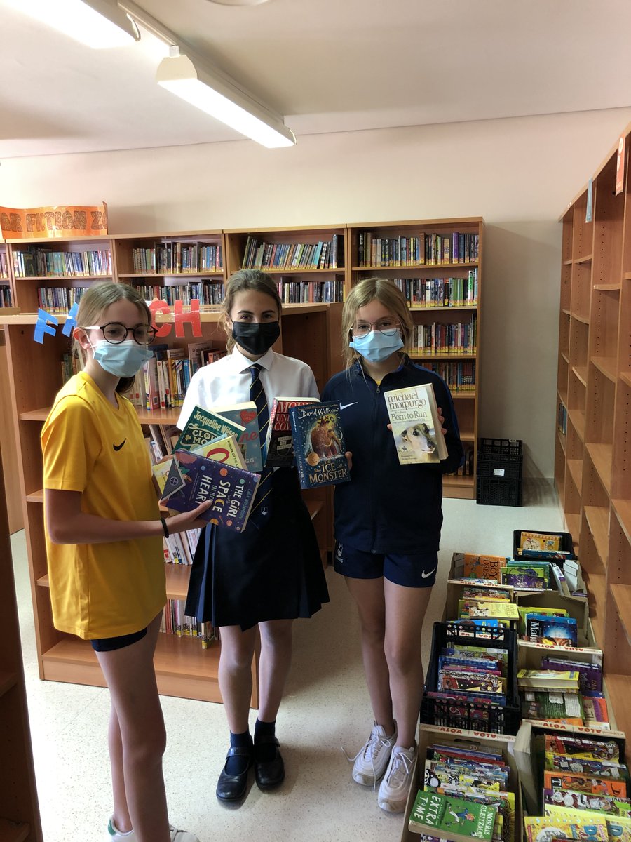 SwansMarbella's tweet photo. Book Swapping!  Years 6-10 have been thoroughly enjoying swapping the books they've read for ones they haven't at our annual Book Week Book Swap.  #swansbookweek #bookweek2021 https://t.co/F4xo4779KL