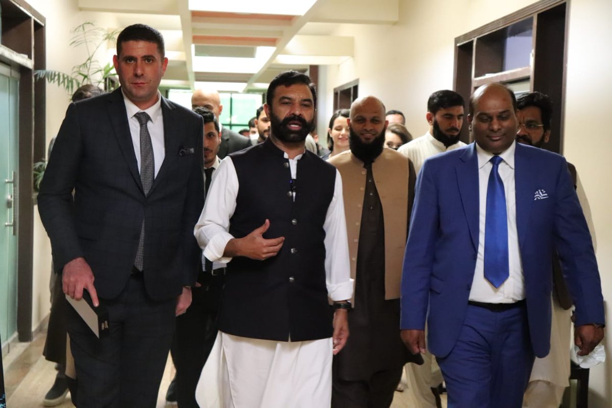 kpitbgov's tweet image. Turkish business community and OZ Istanbul delegation visited KPITB Peshawar. @ZiaBangashPTI briefed them about the investment opportunities in the IT sector, including the plans and initiatives of IT Ministry of Khyber Pakhtunkhwa.
#TechDrivenKP #InvestInKP #KPITB