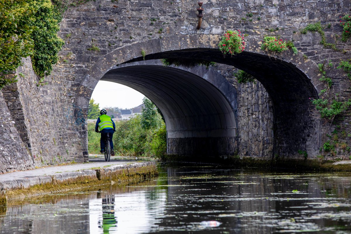 Huge day for Kildare with the launch of the brand new #royalcanalgreenway What an amenity to have on our doorstep, all 130km’s of it! <a href="/KildareCoCo/">Kildare County Council</a> <a href="/intokildare/">Into Kildare</a> <a href="/royal_canal/">Prof. Sönke Hartung B.Sc.</a> <a href="/ancienteastIRL/">Ireland's Ancient East</a> #WhenWeTravelAgain
