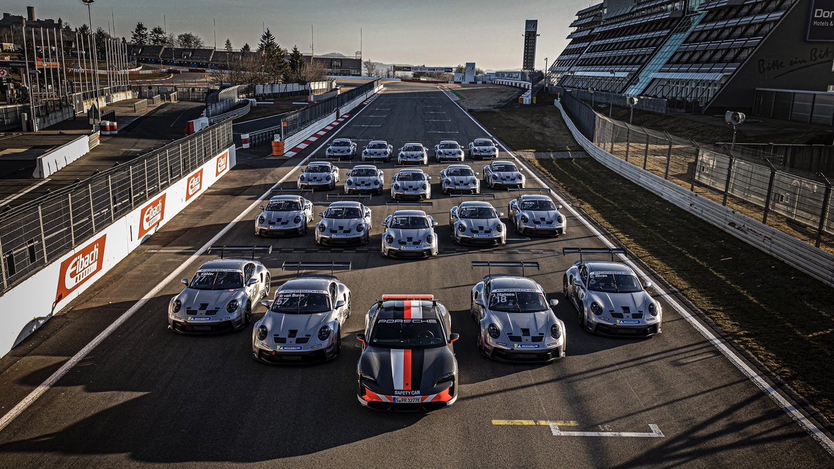 CarreraCupDE's tweet photo. Ready to race! 🔥 #CarreraCupDE #Porsche #911GT3Cup #Taycan #TaycanTurboS 
_
Taycan Turbo S: combined power consumption 28.5 kWh/100 km; combined CO2 emissions 0 g/km https://t.co/t3kgUQLd6U