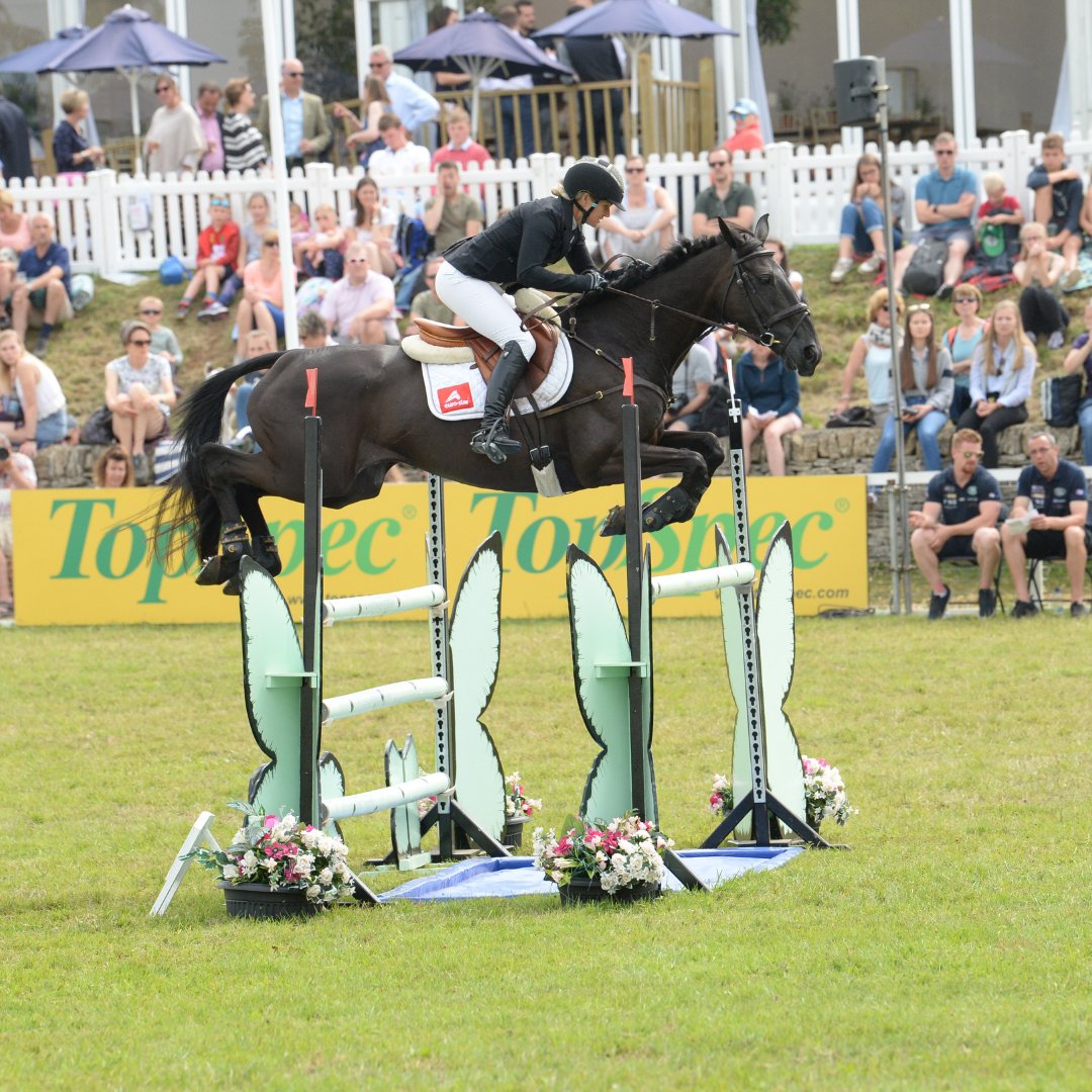 Festival of British Eventing (@festivalofbe) on Twitter photo Throwback to when <a href="/JonellePrice/">Jonelle Price</a> won the @Magic Millions British Open on the gorgeous mare Classic Moet!!!
#Thursdaythrowback #FBE21 #girlpower Throwback to when <a href="/JonellePrice/">Jonelle Price</a> won the @Magic Millions British Open on the gorgeous mare Classic Moet!!!
#Thursdaythrowback #FBE21 #girlpower