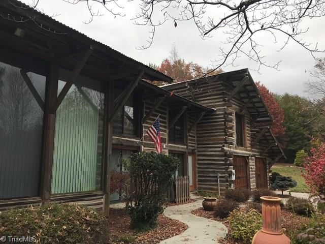 LindaEMcClure's tweet photo. Create new memories in this beautiful home.  #homesforsale  https://t.co/IqBipX5olJ https://t.co/dVRPLjioAm