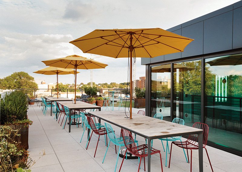 WeWork's tweet photo. With ample flexible space in the bustling hub of Washington, D.C., it’s easier than ever to grow your business.
Here’s a look at the best workspaces in the city, designed for you to further your career in the nation’s capital: https://t.co/WIaIbfukVk. #wework #weworkdc https://t.co/yAIUGbh8VP