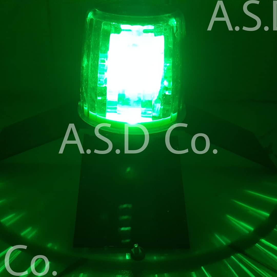ASD_Manufacture's tweet photo. ساخت چراغ دریایی خورشیدی دائم روشن؛ با زاویه پخش نور ۱۱۲.۵ درجه
جهت استفاده در عرشه کشتی؛با برد نوری بیش از ۵ کیلومتر
🔸️بدنه مقاوم و ضد ضربه
🔸️باتری بکاپ بدون امکان دشارژ کامل
🔸️استفاده از بهترین مواد اولیه برای افزایش شارژ و شدت نور
#چراغ_دریایی #بویه #لنترن #فانوس_دریایی https://t.co/ng4B9GlhX5