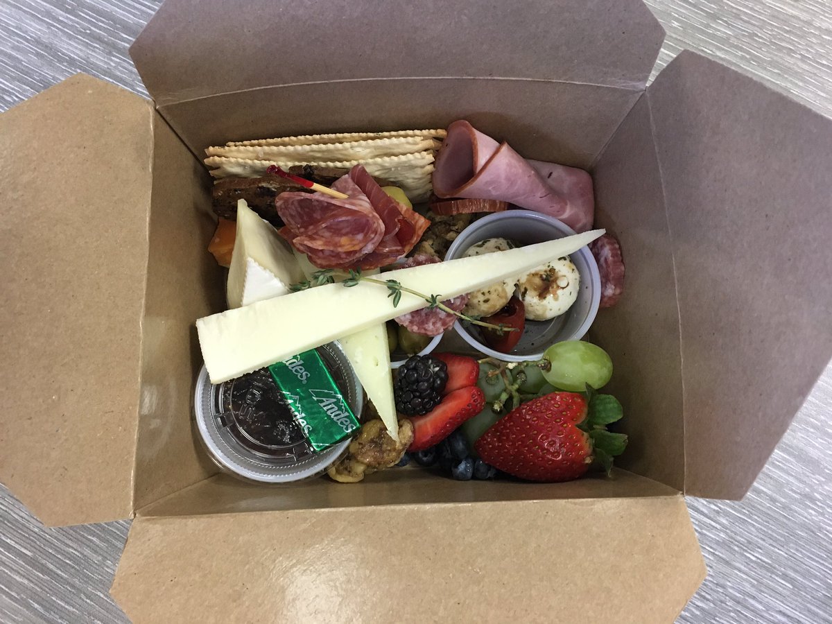 Darla Helms tweet media