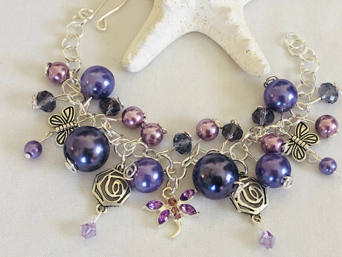 chestnutcrochet's tweet photo. Sharing for Carol Gregory on Etsy

Really love this, from the Etsy shop TreasureIsleGiftShop. https://t.co/Oe3Ol0UBq8 #etsy #dragonflybracelet #dragonflycharm #springtimebracelet #butterflybracelet #flowerbracelet #charmbracelet #womensgiftideas #treasureislegiftshop https://t.co/18HYQM9p3E