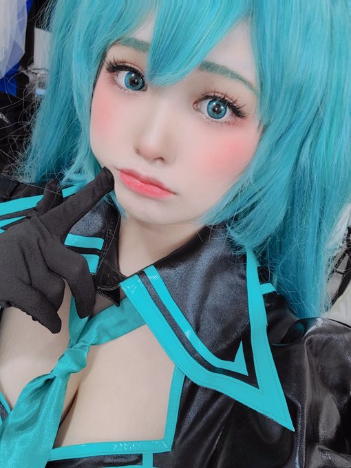 Twitterのコスプレ画像15