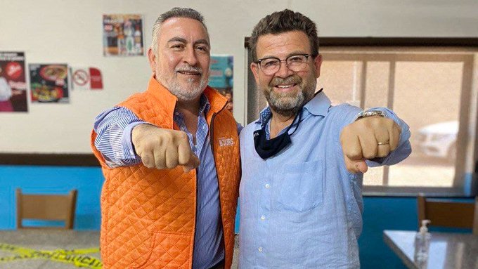 memofrescas's tweet photo. Título para la foto https://t.co/2BGxhfSGPc