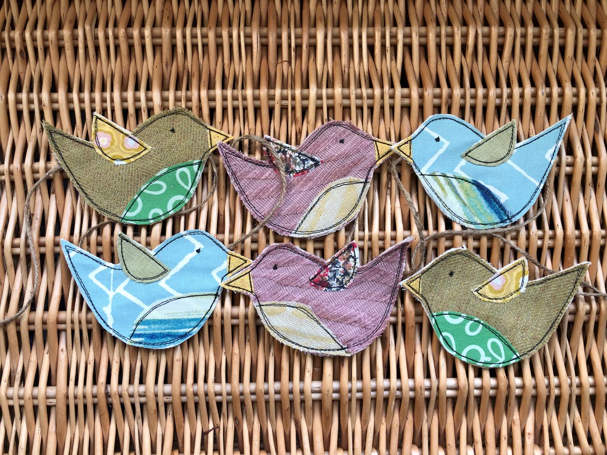 sewinskipton's tweet photo. #GoodMorning #earlybiz ! 
Some new bird bunting has flown into my shop! 
#MHHSBD 
https://t.co/NdYtqymCuO https://t.co/EHGpyvPvIs