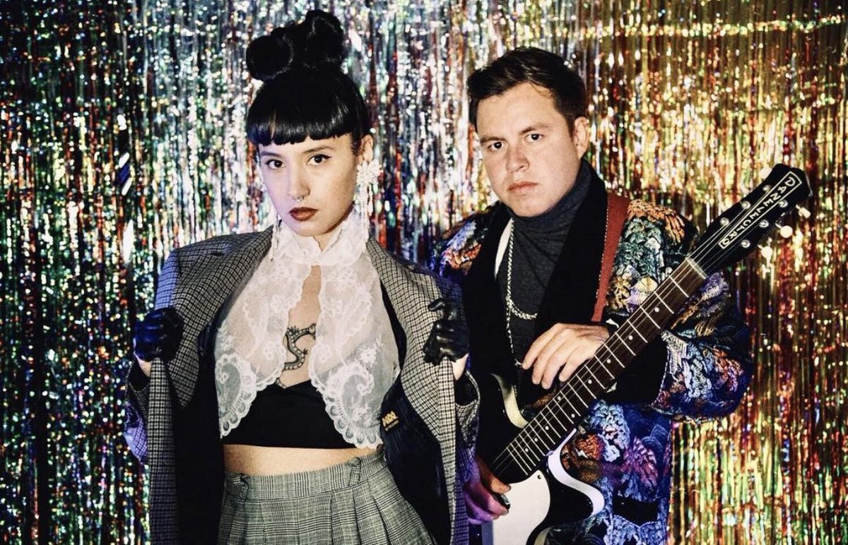 El #AlfaEstreno de hoy es una delicia exquisita, muestra del talento y la calidad nacional.
#TeVi de <a href="/Valsian/">Valsian</a>, dueto formado por Eunice Guerrero y Oscar Dominguez. 
¿Qué les parece? A mi me encanta!