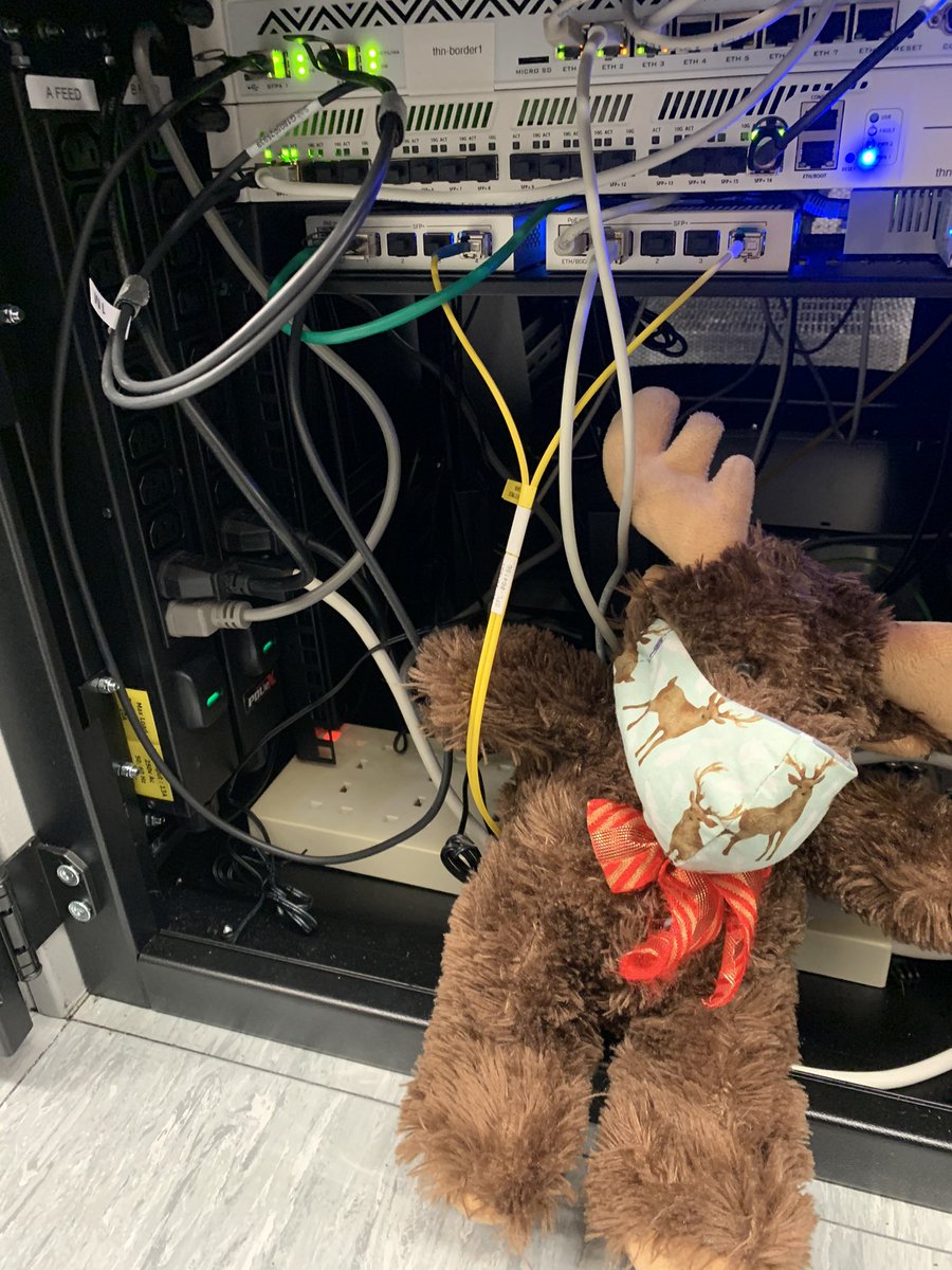 NetNinjaMoose's tweet photo. Another happy #MooseHands customer, connected up in @TelehouseEurope London North. The life of a Moosr eh? @NetworkMoose it’s a year since I started working with you, how time flies! https://t.co/mMPkEeyW1B