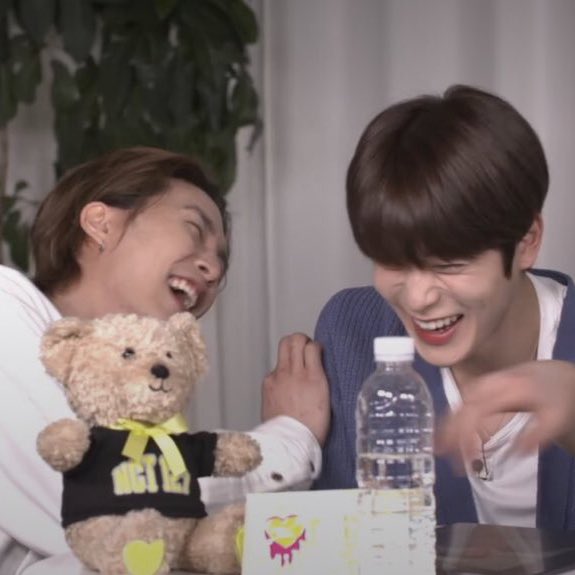 completely random johnjae thread bc I miss them