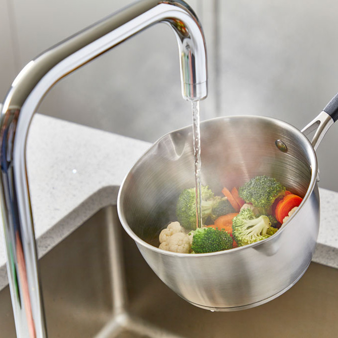 GeyserTaps's tweet photo. Leanne Adamson of @abodehome talks to @kbbfocus about how lockdown impacted hot water tap sales.
https://t.co/j7Xyi3i22D
#kitchentaps #hottaps #kitchendesign https://t.co/QzWbZ9bxC0