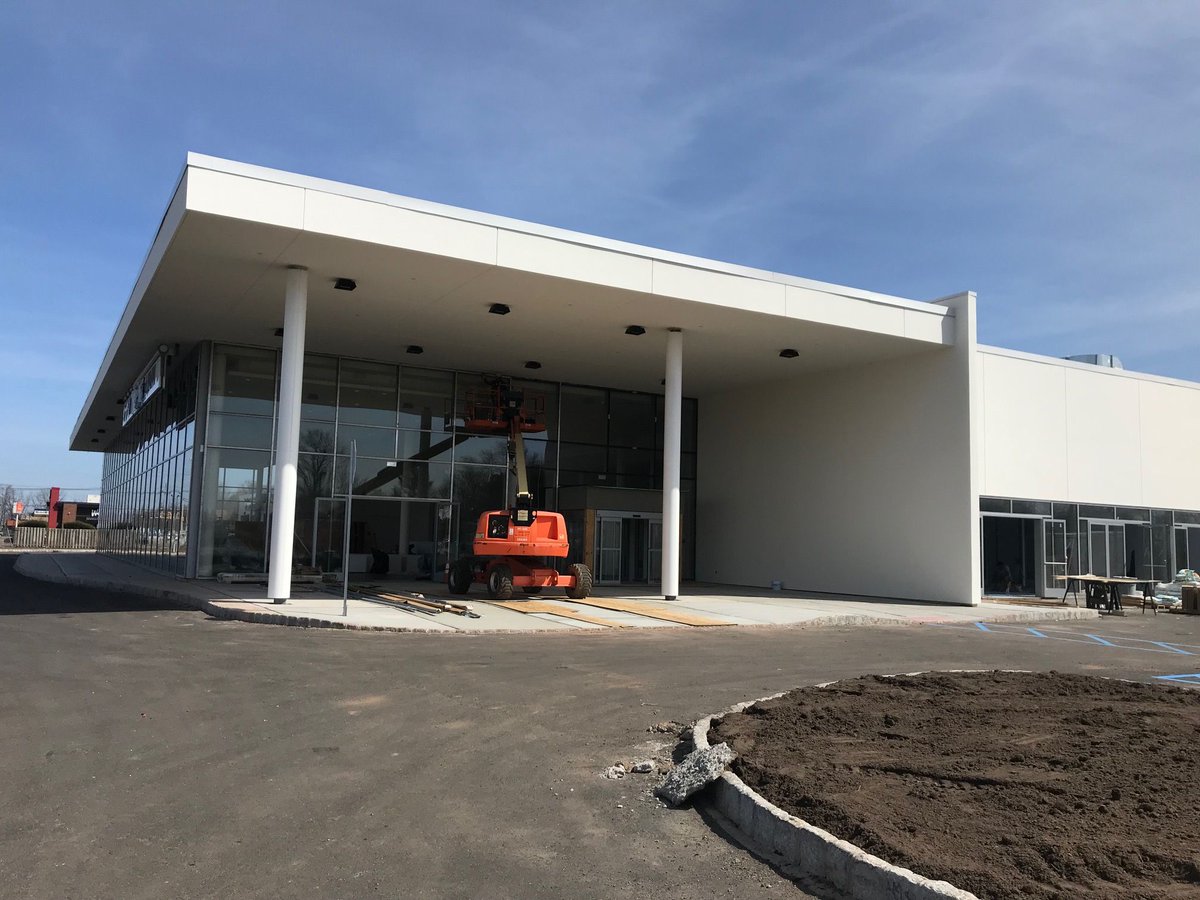 REDCOMLLC's tweet photo. We're nearing the finish line at our Open Road BMW project in Edison, NJ! Our team is currently working on the installation of the tile and furniture!
For more progress photos, visit our website:
https://t.co/zKbLBp65MK
#GivingYourDreamsStructure #NJDesignBuild #Dealership https://t.co/5f5injuoCz