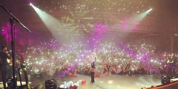 DMForoUnivision's tweet photo. Hoy 24.03 se cumplen 4 años desde que @DulceMaria hizo su primer @TMetropolitanMx 🇲🇽 comenzando su gira #DMWorldTour.
Fue una noche increíble! 🎶❤️ https://t.co/PYIWcK7x7s