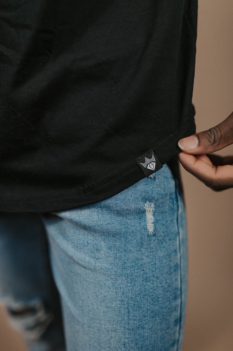 6 new colorful sets are out now ‼️ Check out the new scalloped city tees too 💎👀