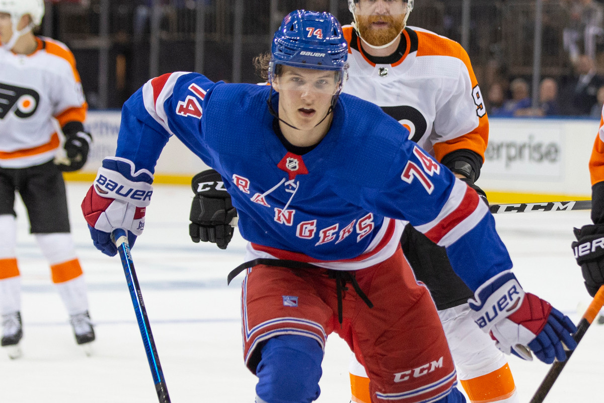 Rangers don't want pressure piled on Vitali Kravtsov