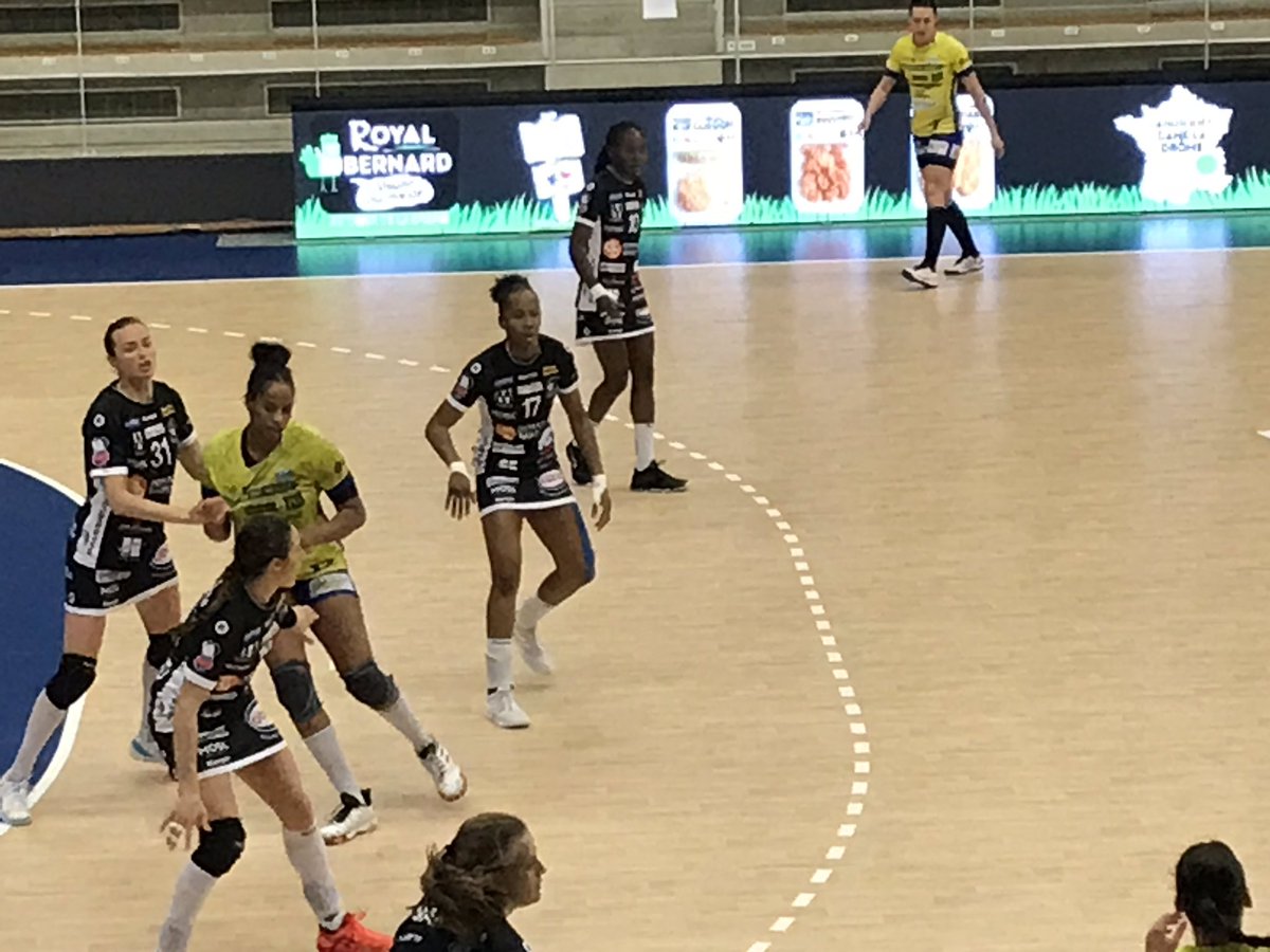 #handball c’est parti a Bourg-de-Péage pour la belle affiche contre Metz #playoffLBE