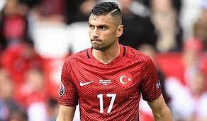 Burak Yılmaz sen neymişsin be kral arap atı gibi sonradan açıldı.