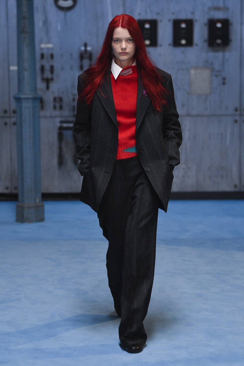 pussymargiela's tweet photo. RAF SIMONS FALL 2021 https://t.co/DkzAdWAEU0