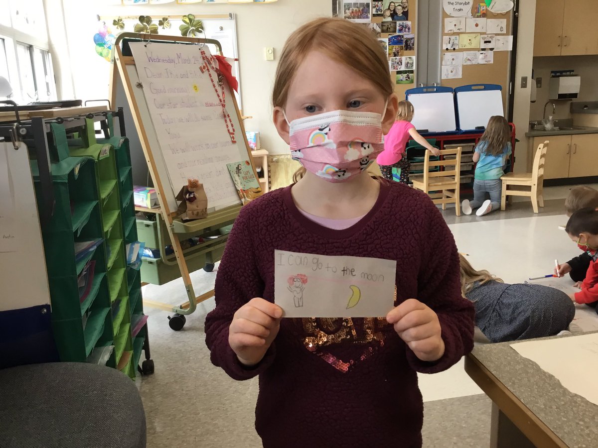 Kells_Castellan's tweet photo. M.O. used her knowledge of the word wall words to write her own sentence independently. #emerging writer, #illustrator https://t.co/eMNCPf1Zay