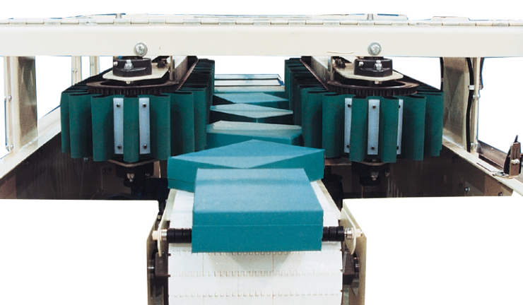 DillinAutomatio's tweet photo. Our Product Spinners will gently spin your product 90 or 180 degrees in either clockwise or counter clockwise direction with ease. We offer several different types of Product Spinners to provide our customers with the perfect solutions.... 

https://t.co/jHvCgXQilu https://t.co/3qxEU38lIv