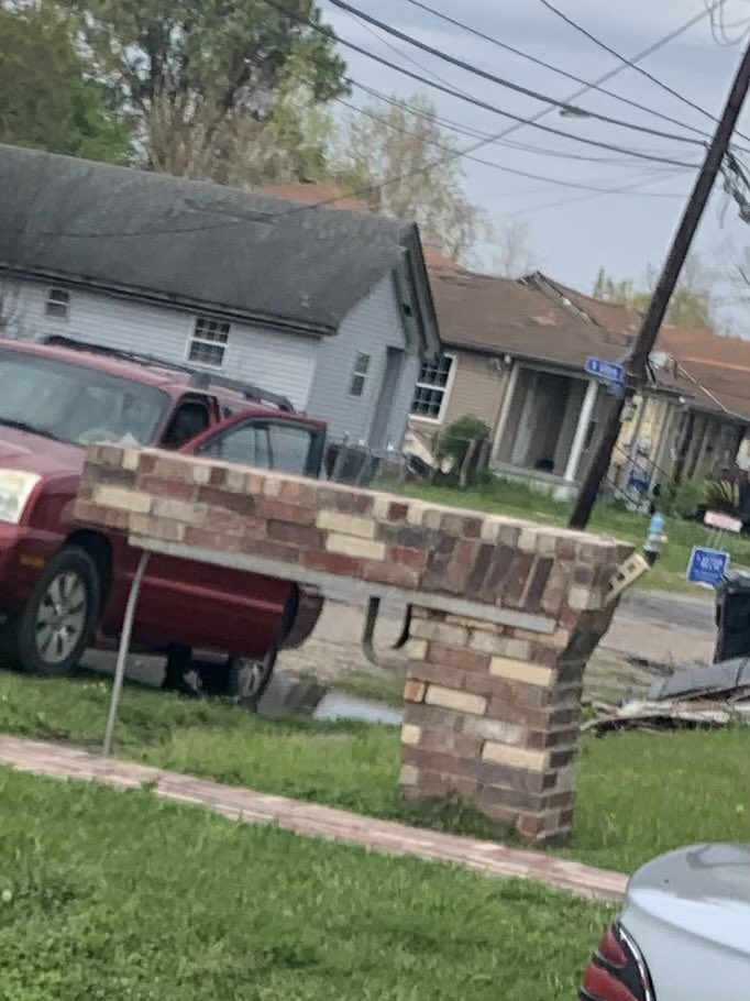 NinjaPleaseDJ's tweet photo. I heart NOLA, this is my cuzzoโs neighborโs mailbox. https://t.co/gTSHLlslTb