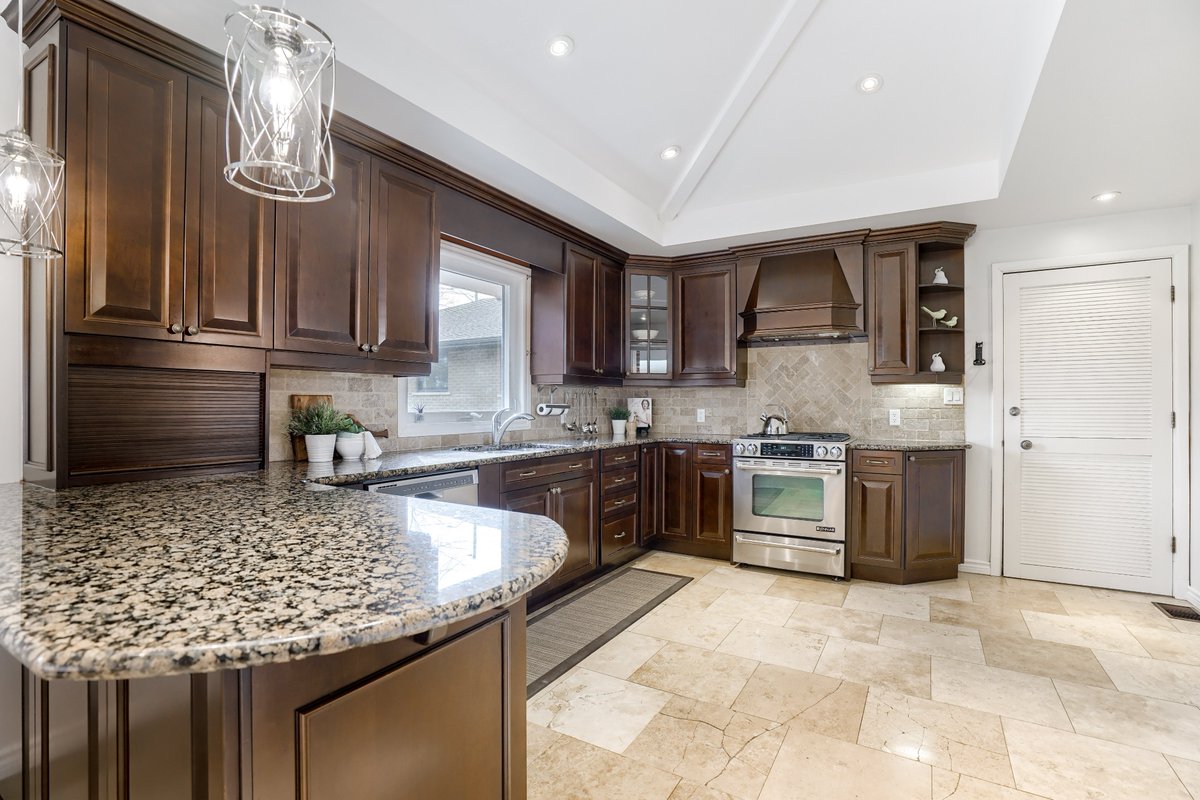 JeffBorgRealtor's tweet photo. For Sale - 11 Plainsman Rd #Mississauga
click on the link and have a look around. #theborgteam #jeffborg #RealEstate #ForSale #creditriver
https://t.co/LBN4eLEZMo https://t.co/rkk0LzTTO2