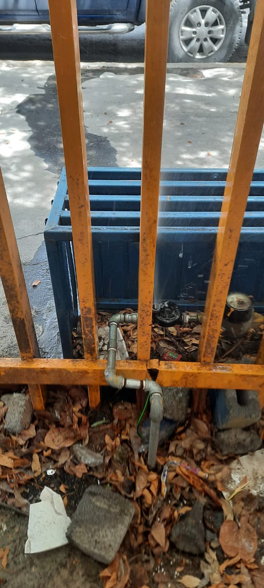 Grace_cg's tweet photo. @AyD_ParaTi Hola! Quiero hacer un reporte de fuga de agua en medidor. Es afuera del Jardin de Niños Petra Guajardo (Lagos de moreno 334, col. Tierra Propia 2do Sector, municipio de Gpe) y no me contestan en el 073
@Cicmty https://t.co/pHzWDTwtcW