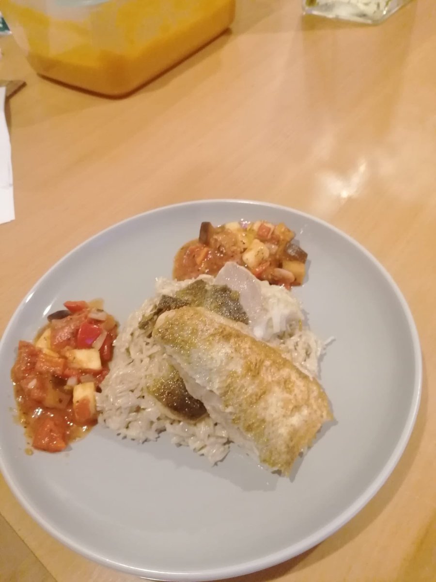 GillianLeeLewis's tweet photo. We donβt stop because of our #ResurgamAGM21 #rhlc pain support group were taking part in cooking class with @MSCSKilkeel so good they want more!! Looks delicious. Part of #warmwellconnected @HLCAlliance @CommunitiesNI https://t.co/OgtcwzlsLA