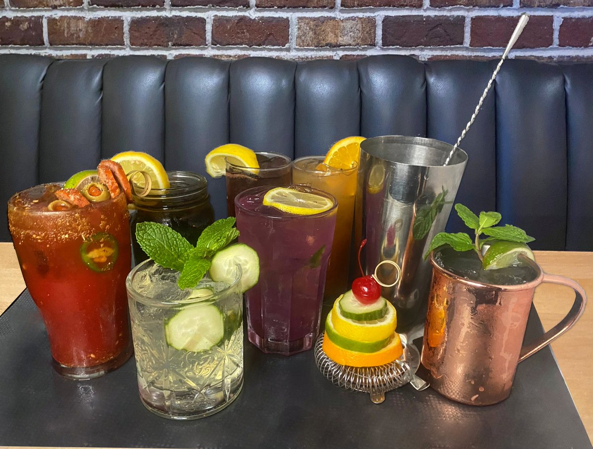 SapDistrictTap's tweet photo. HAPPY NATIONAL COCKTAIL DAY! 🍹

We have a great NEW lineup of cocktails (1.5oz)  to try for the spring and to celebrate, we are featuring them all for $9 today only! 🎉
#newwest #saptap #nationalcocktailday https://t.co/n1kKG9TqDj