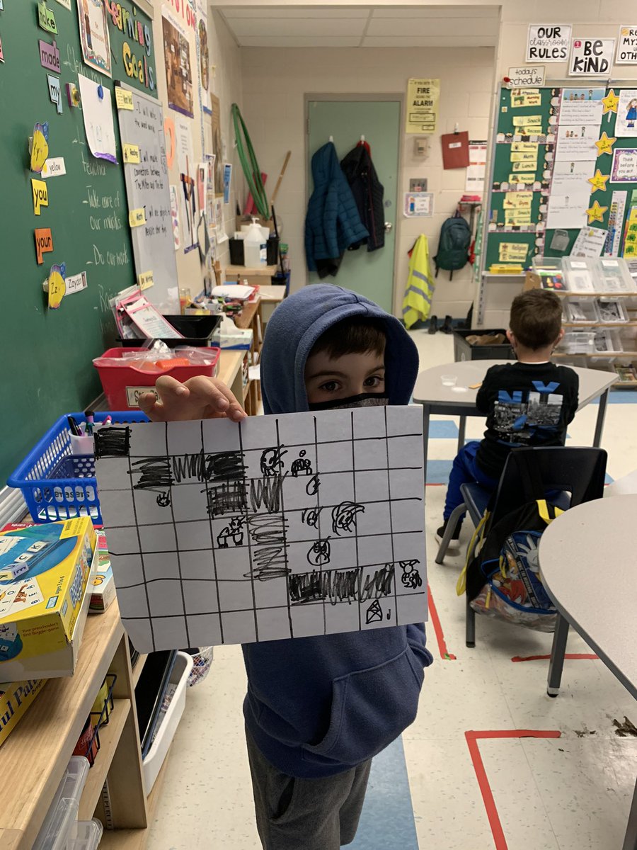 MrsAnlar1's tweet image. Practicing some of my coding skills during end of day free time. Very impressive! @StDanielOCSB #ocsbcoding