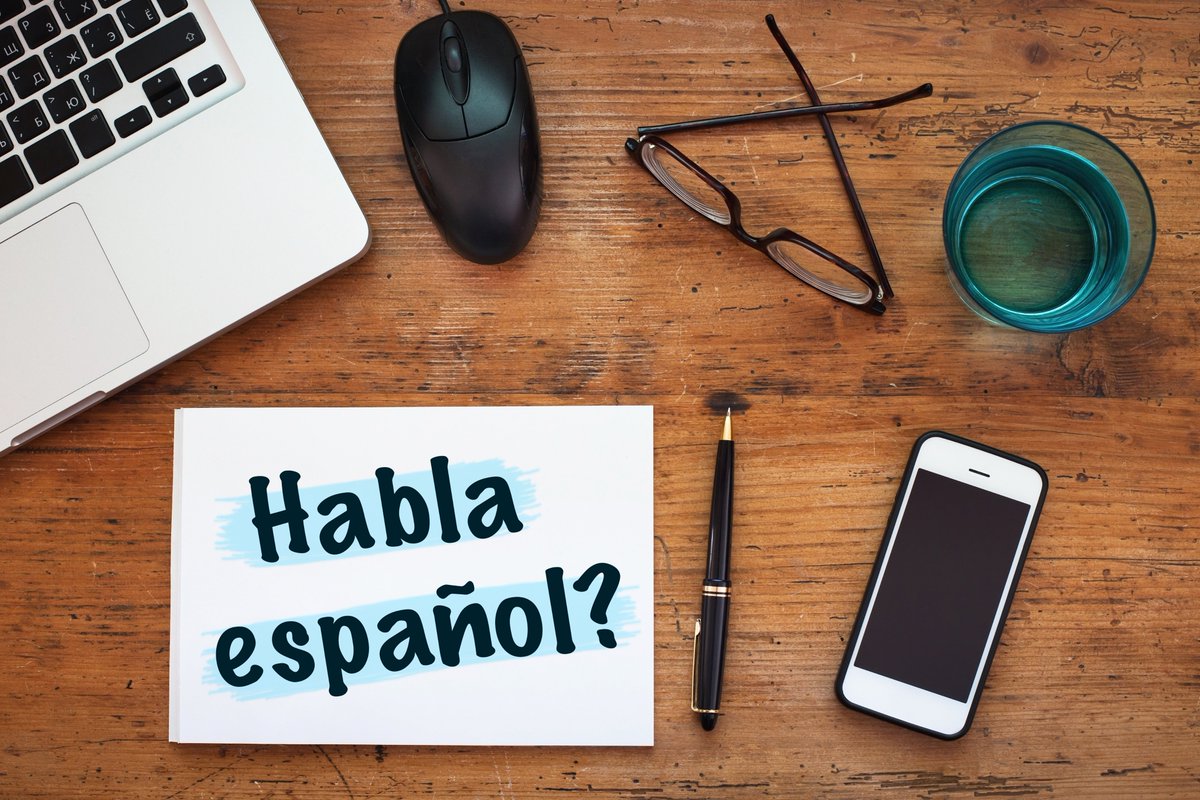 bewellic's tweet photo. Todos los proveedores de atención de BeWell se sienten cómodos al tratarlo a usted y a su familia en inglés o español. Esperamos conocerlo en persona o conectarnos a través de nuestras nuevas herramientas de telemedicina (Videollamada) que se lanzarán pronto! #telemedicina https://t.co/GP371GDZJf