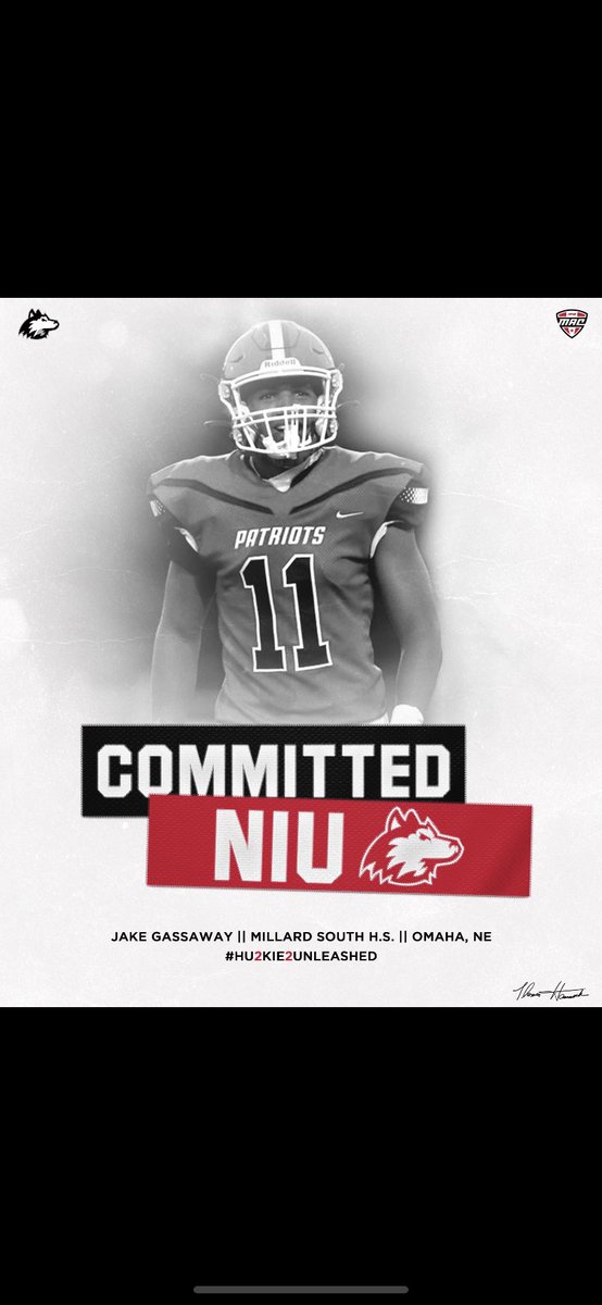 #COMMITTED LETS GET TO WORK <a href="/NIUCoachHammock/">Thomas Hammock</a> <a href="/Coach_Wimbo/">Coach Wimbo</a> <a href="/CoachDtjackson/">Dan Jackson</a>  <a href="/MSouthFootball/">Millard South Football</a> ❤️❤️
