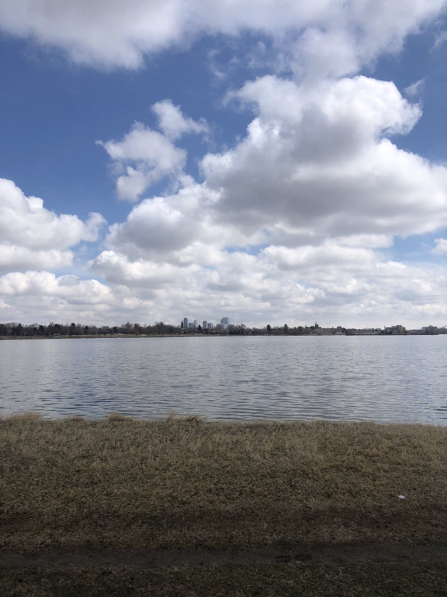 deliberateless's tweet photo. Drove to a park outside my neighborhood today...had to hunt a bit for a parking lot but guess what? There were several with plenty of spots! #carfreeparks https://t.co/w6hh4ZMiUW