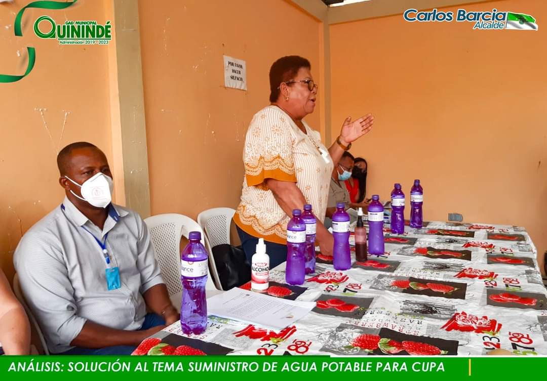 GADQuininde's tweet photo. #IMPORTANTE || Vicealcaldesa Maria Eugenia Tenorio Quintero, junto a concejales @SEVILLANOLEONEL y Jose E Guerrero Rios, en compañía del equipo técnico de Obras Públicas, Planificación y Empresa de Agua Potable, presidieron conversatorio con moradores del sector de #Cupa, 1/2 https://t.co/G8oIvQzgCQ