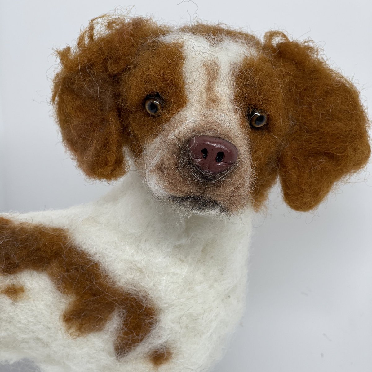 ffinlaysonart's tweet photo. Was really pleased with this needle felted portrait #handmadehour #brittanyspaniel https://t.co/SImSYlHtT8
