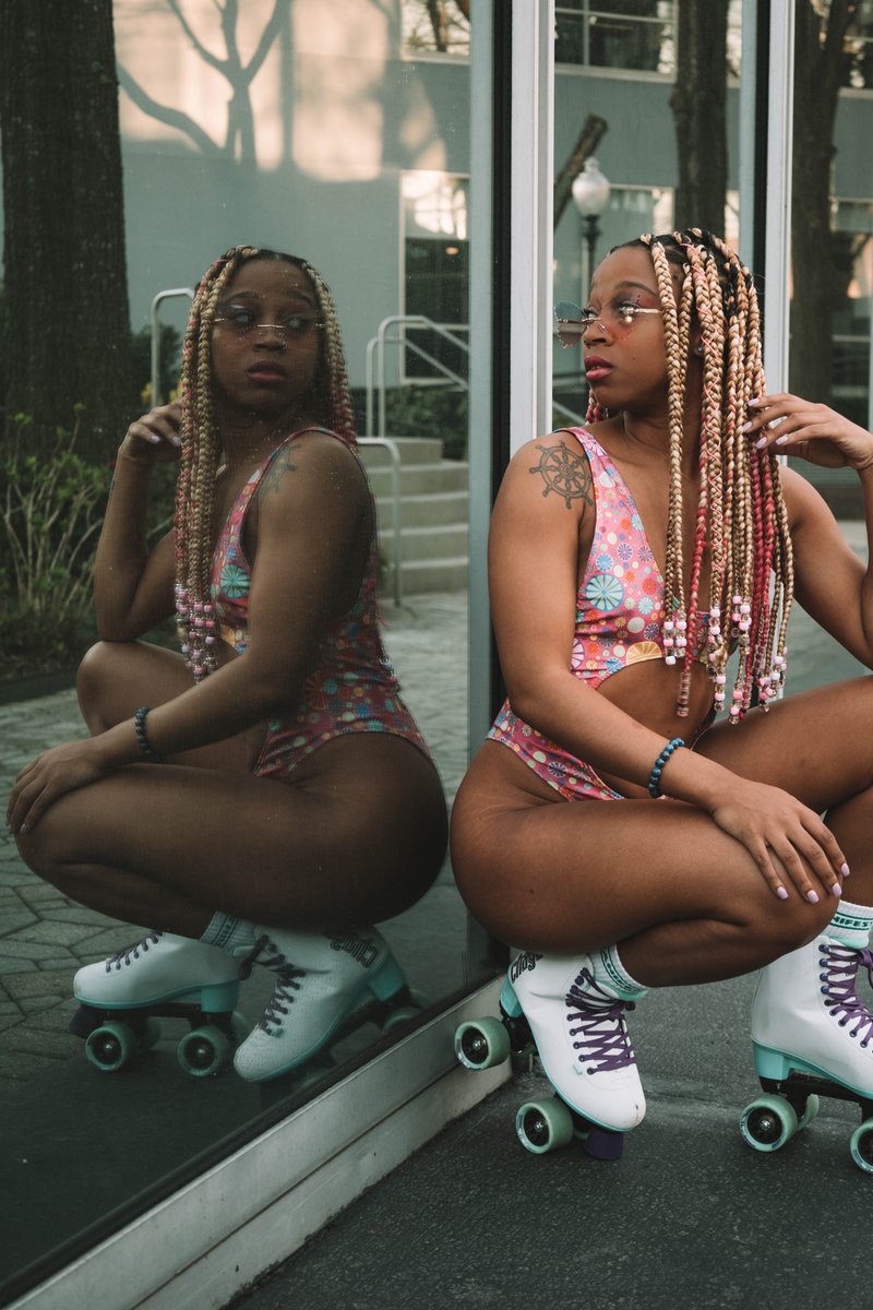 CrystalPhoto2's tweet photo. Had so much fun creating some dope stuff with the always lovely @pearlofaMURRELL https://t.co/3CDOcY5duL