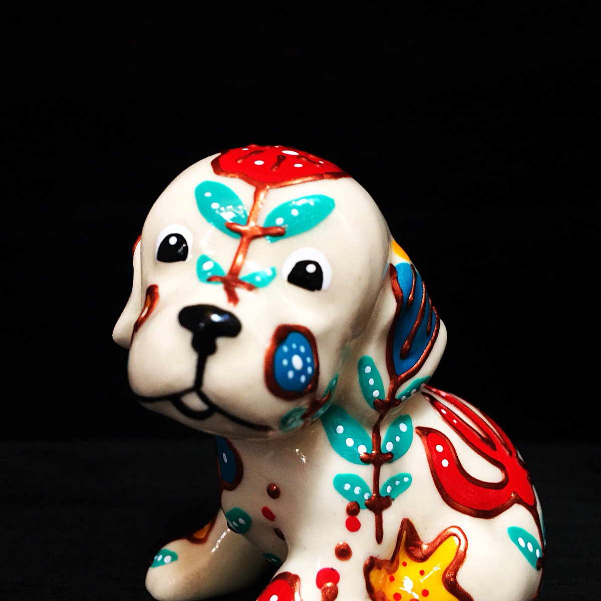 This cute little beagle puppy shape has always been popular. It’s painted in my Thveit design and is priced at £10.60 with free uk shipping.

Etsy link etsy.me/39u13TF

#HandmadeHour #dogsoftwitter #scandiflower #Flowers